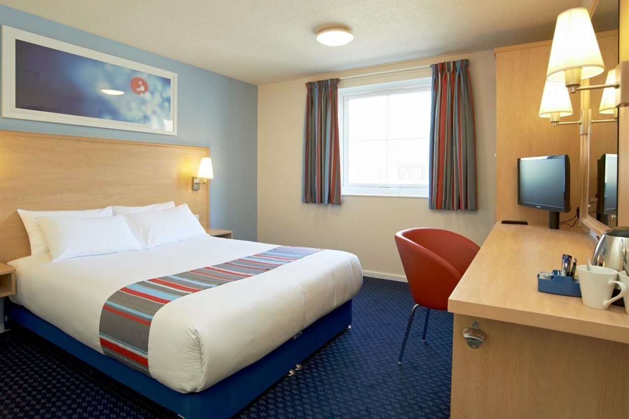 Travelodge Sheffield Central Exterior foto